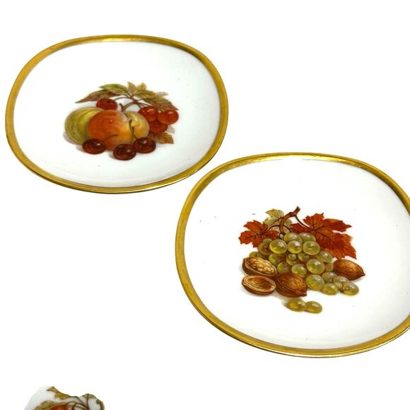 Vintage Kaiser W Germany porcelain plates miniature trays set of 5 fruit & nut - Picture 9 of 10
